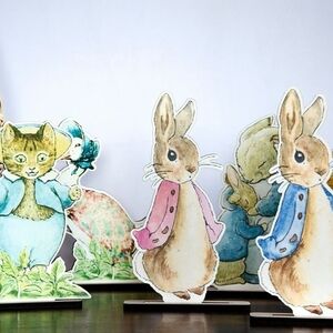 Peter Rabbit and Friends Standee 7 Set Table Decor
